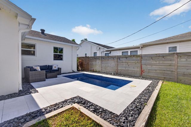 1309 N PALMWAY, Lake Worth Beach, FL 33460