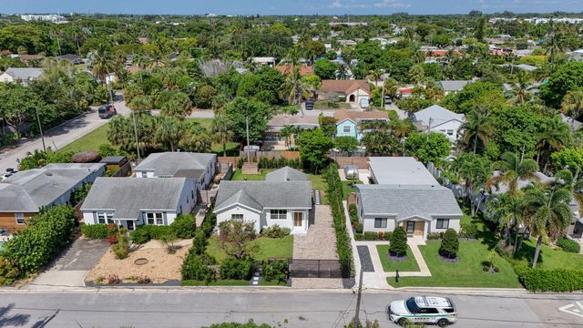 1309 N PALMWAY, Lake Worth Beach, FL 33460