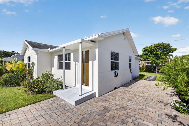 1309 N PALMWAY, Lake Worth Beach, FL 33460