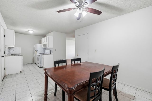 2309 W Meadow Lane, Rogers, AR 72756