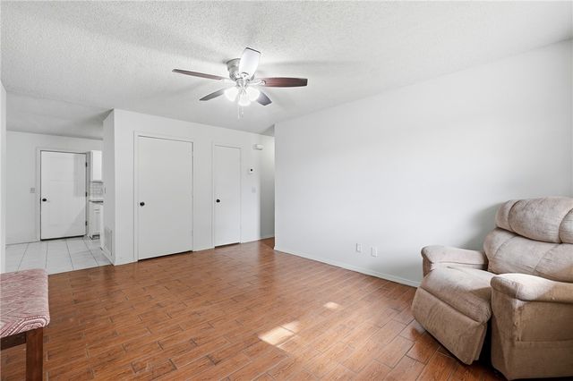 2309 W Meadow Lane, Rogers, AR 72756