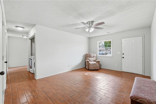 2309 W Meadow Lane, Rogers, AR 72756