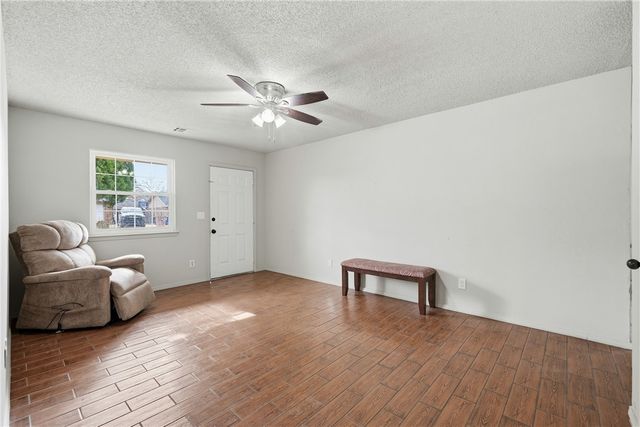 2309 W Meadow Lane, Rogers, AR 72756