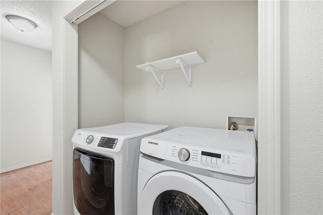 2309 W Meadow Lane, Rogers, AR 72756