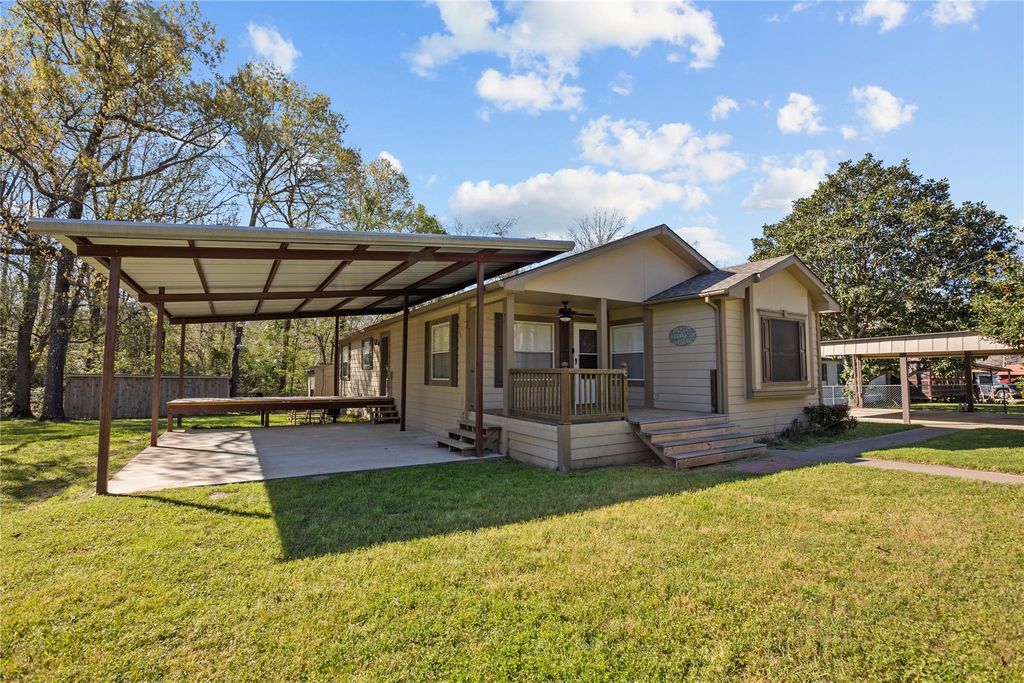461 Bluebonnet, Livingston, TX 77351