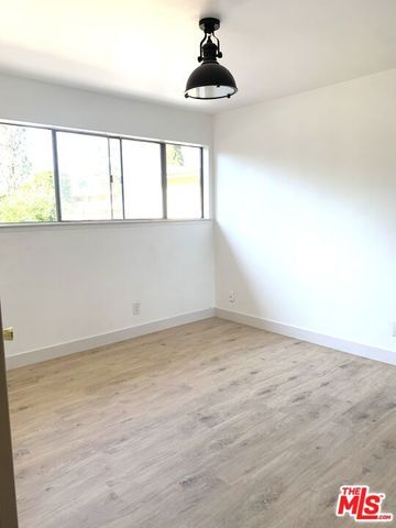 11138 Aqua Vista Street 60, North Hollywood, CA 91602