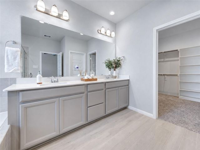 9822 Heritage Run Lane, Houston, TX 77080