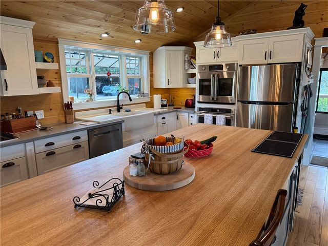 4492 County Road 32, Oxford, NY 13830