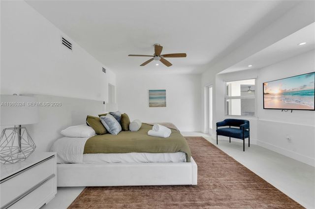 4053 SW 8th Street, Plantation, FL 33317