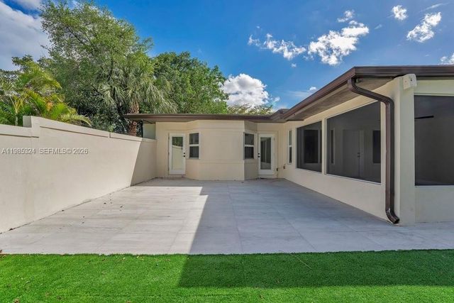 4053 SW 8th Street, Plantation, FL 33317