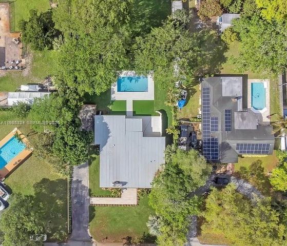 4053 SW 8th Street, Plantation, FL 33317