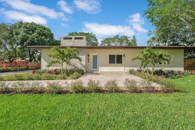 4053 SW 8th Street, Plantation, FL 33317