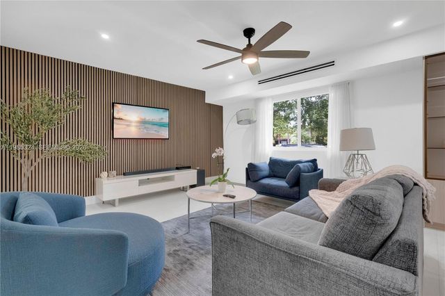 4053 SW 8th Street, Plantation, FL 33317
