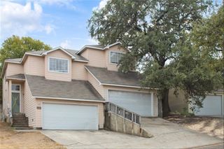 903/905 Sagewood TRL, San Marcos, TX 78666