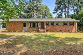 865 N Page Street, Southern Pines, NC 28387