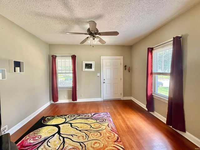 413 E Olmstead Avenue, Evansville, IN 47711