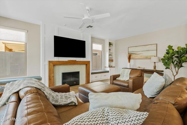 1693 E JADE Place, Chandler, AZ 85286