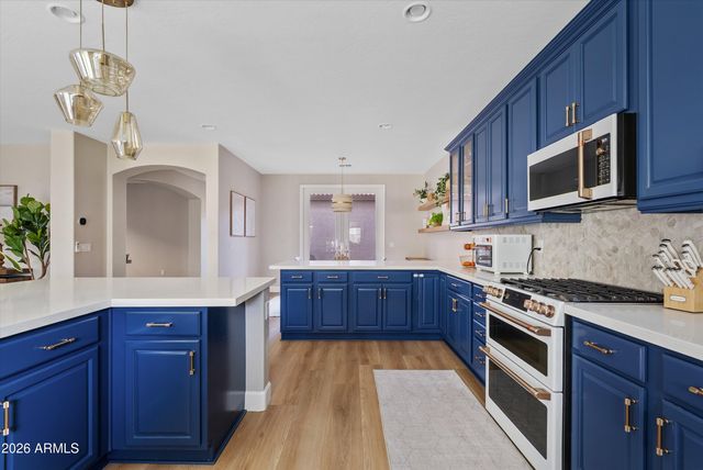 1693 E JADE Place, Chandler, AZ 85286