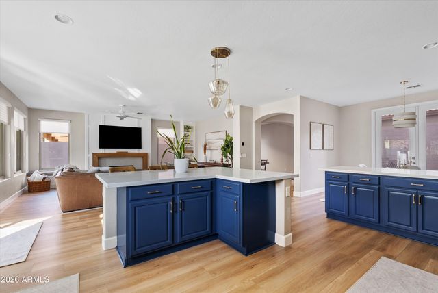 1693 E JADE Place, Chandler, AZ 85286