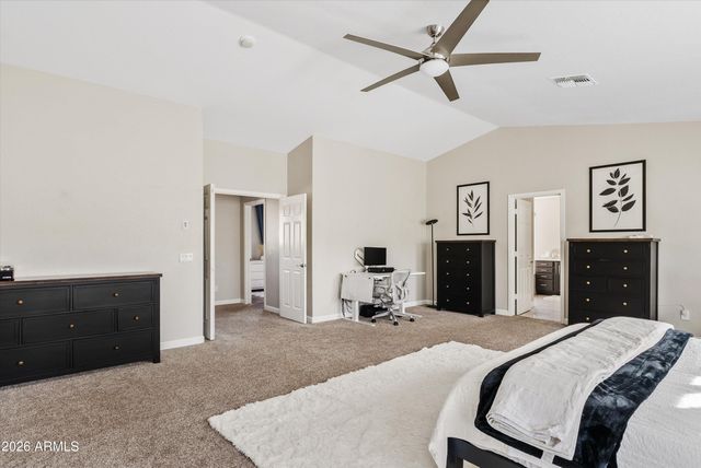 1693 E JADE Place, Chandler, AZ 85286