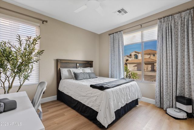 1693 E JADE Place, Chandler, AZ 85286