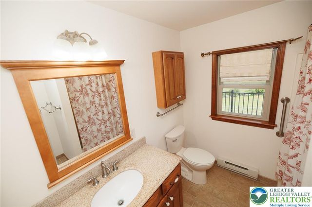 924 Hell Hollow Road, Polk Twp, PA 18058