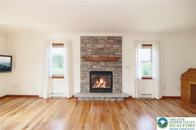924 Hell Hollow Road, Polk Twp, PA 18058