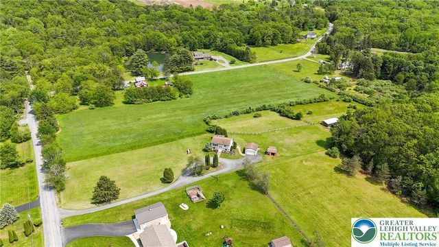 924 Hell Hollow Road, Polk Twp, PA 18058
