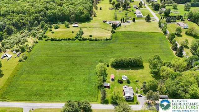 924 Hell Hollow Road, Polk Twp, PA 18058
