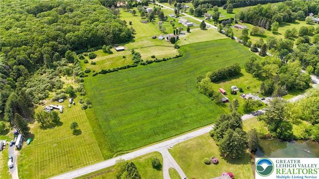 924 Hell Hollow Road, Polk Twp, PA 18058