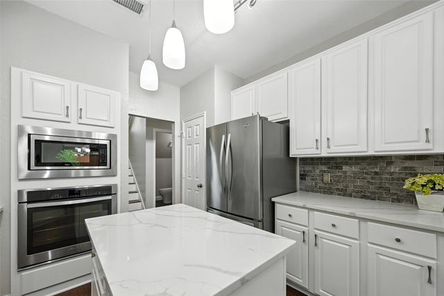 715 Rockcrossing Lane, Allen, TX 75002