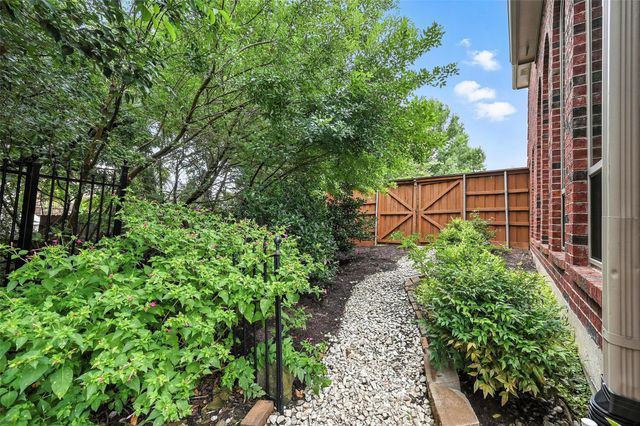 715 Rockcrossing Lane, Allen, TX 75002