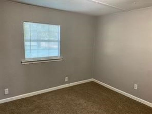 120 Overland Court, Azle, TX 76020