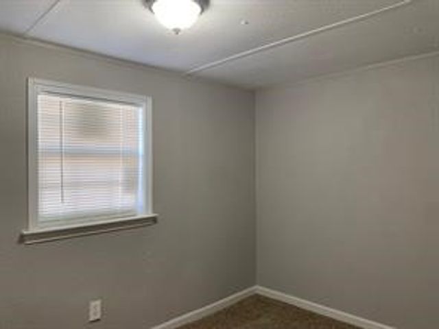 120 Overland Court, Azle, TX 76020
