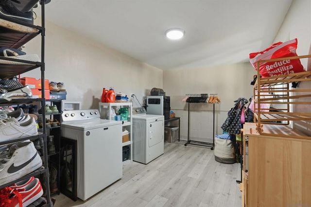 5533 Roswell St, San Diego, CA 92114