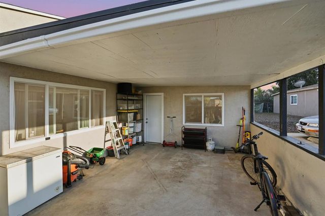 5533 Roswell St, San Diego, CA 92114