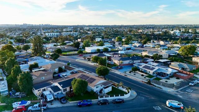 5533 Roswell St, San Diego, CA 92114