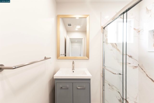 1377 Monterey St, Richmond, CA 94804