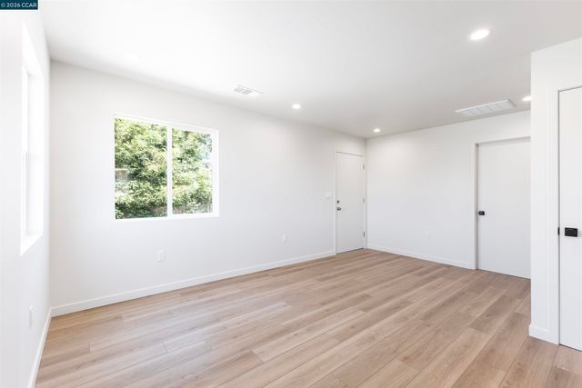 1377 Monterey St, Richmond, CA 94804