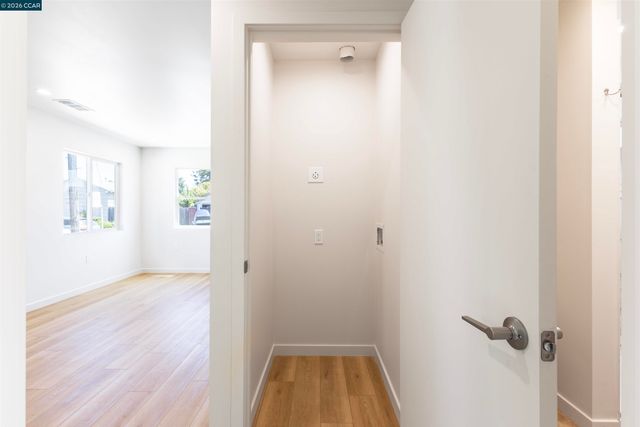 1377 Monterey St, Richmond, CA 94804