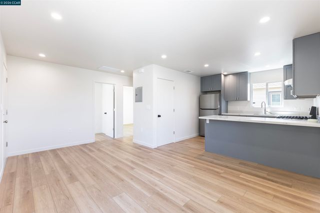 1377 Monterey St, Richmond, CA 94804