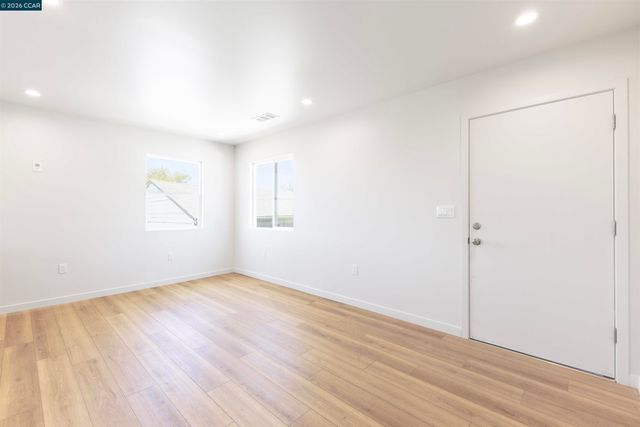 1377 Monterey St, Richmond, CA 94804
