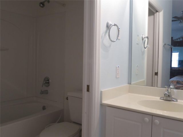 2806 CLUB CORTILE CIRCLE B, Kissimmee, FL 34746