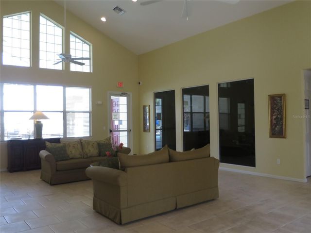 2806 CLUB CORTILE CIRCLE B, Kissimmee, FL 34746