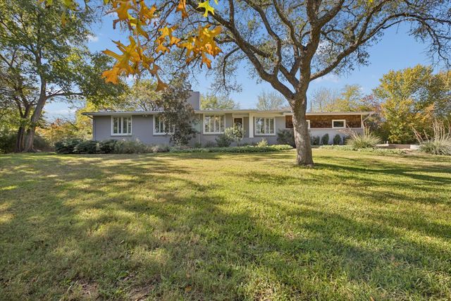 204 Vanshire Road E, Lakeside, TX 76108