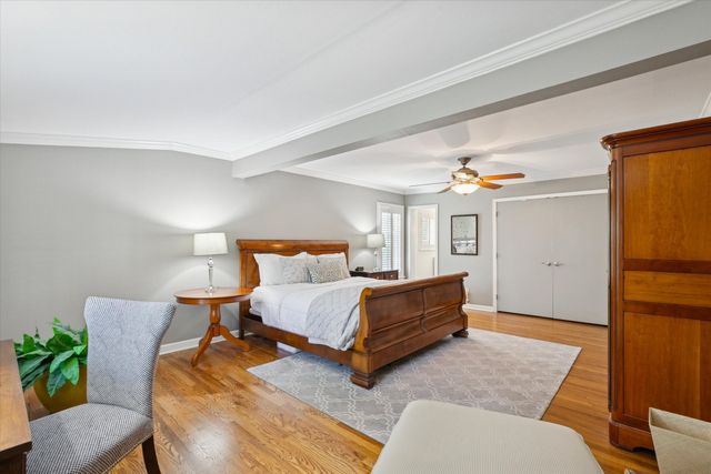 204 Vanshire Road E, Lakeside, TX 76108