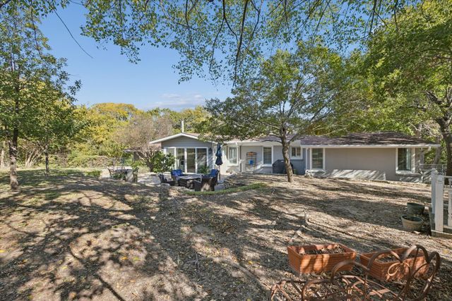 204 Vanshire Road E, Lakeside, TX 76108