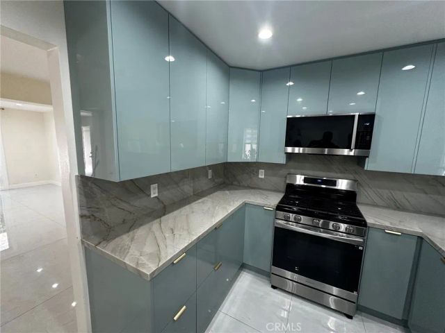 7432 Hazeltine 7, Van Nuys, CA 91405