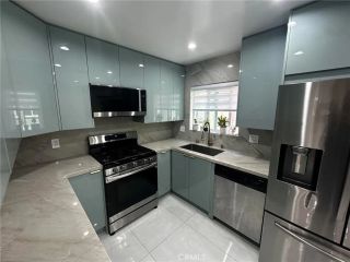 7432 Hazeltine 7, Van Nuys, CA 91405