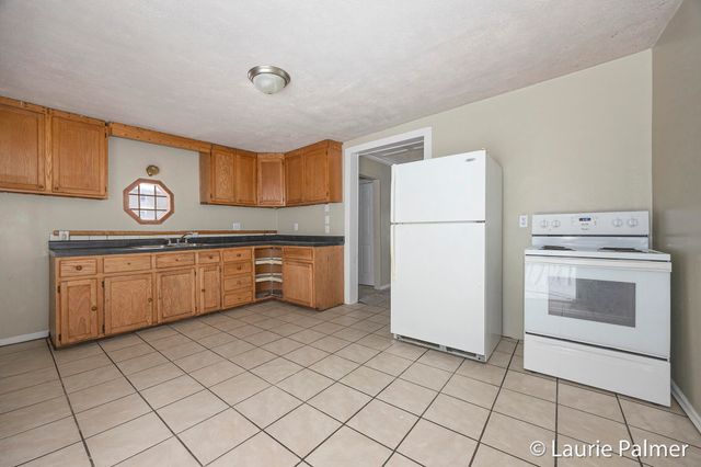 231 E Lincoln Avenue, Ionia, MI 48846